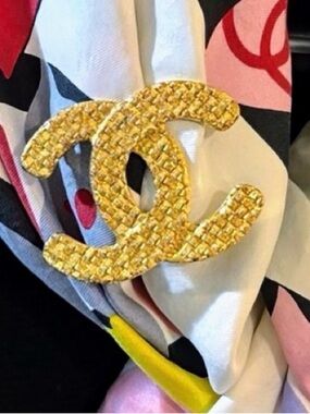 RARE Authentic Chanel Charm Quilted Brooch Pin Corsage 24K Gold-plated 1262/29